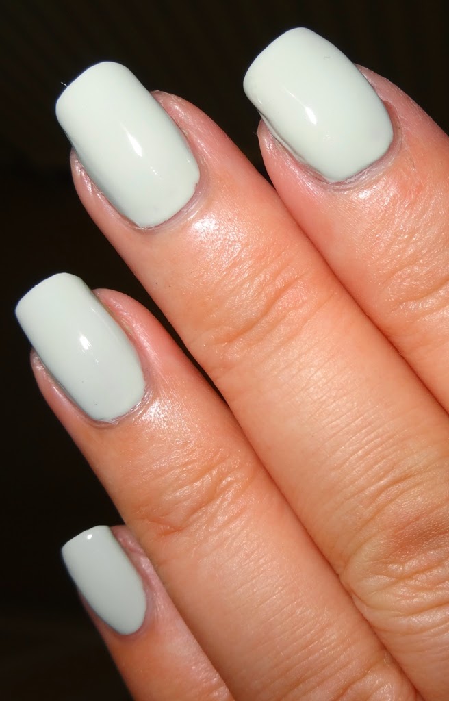 Wendy's Delights Nails Inc Holland Park Gardens from the Soft Focus